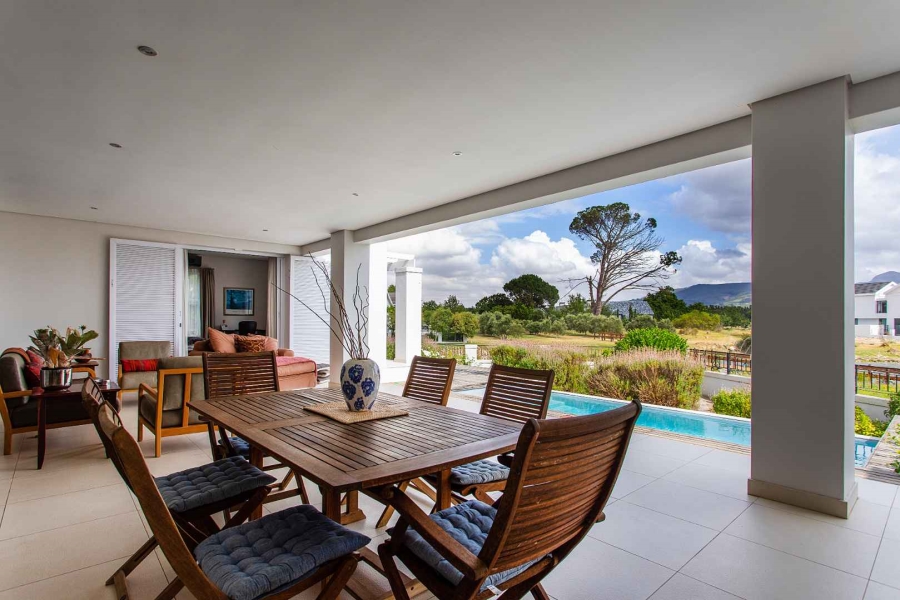 To Let 4 Bedroom Property for Rent in Val De Vie Estate Western Cape